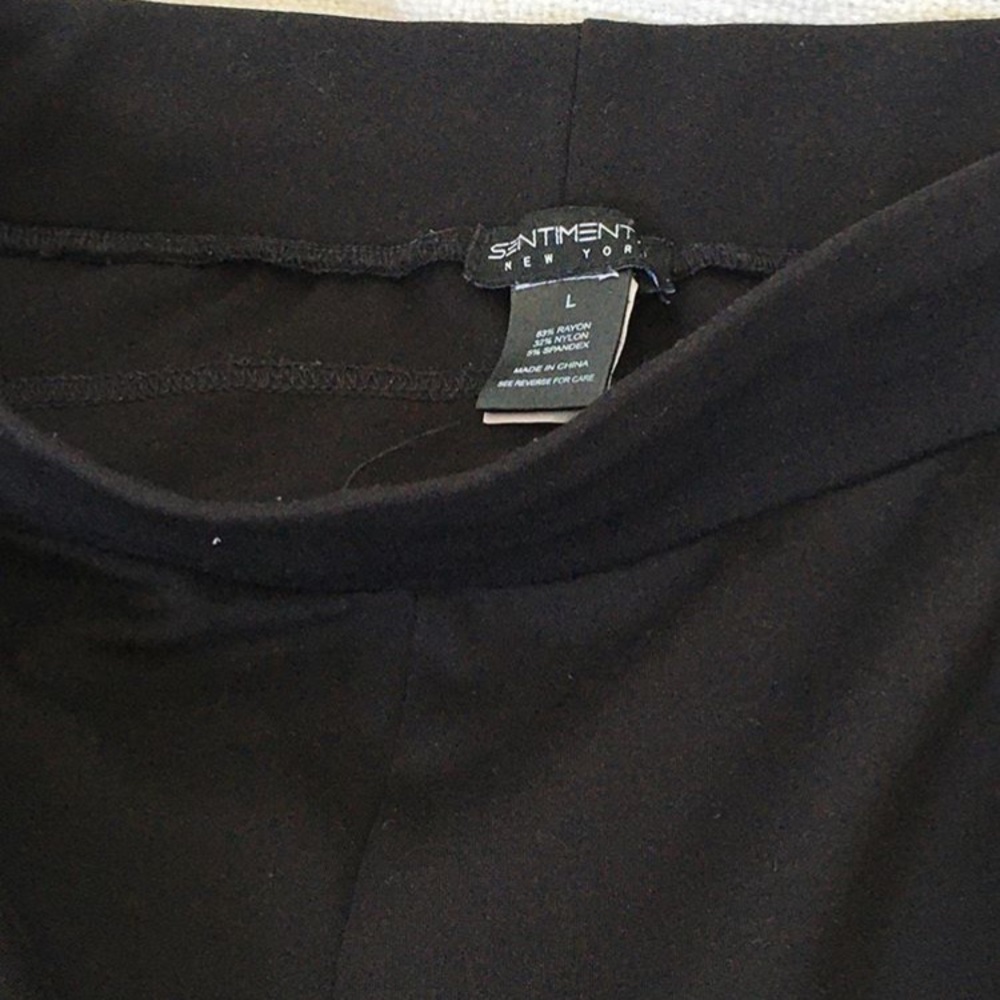 pants - Picture 2 of 4